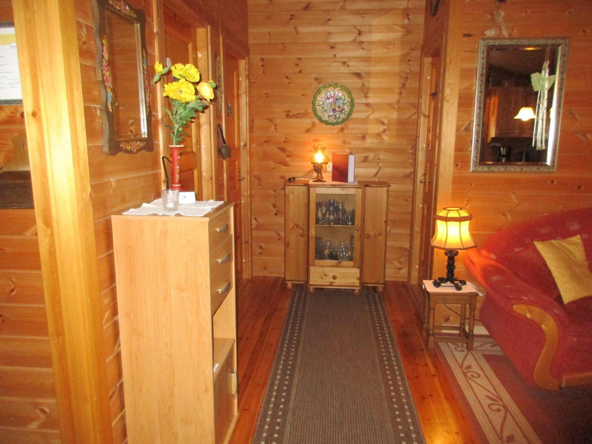 Komfortables-Ferienblockhaus-Nr-27-56-Qm-Bis-4-Personen-Viechtach-Jaegerpark المظهر الخارجي الصورة