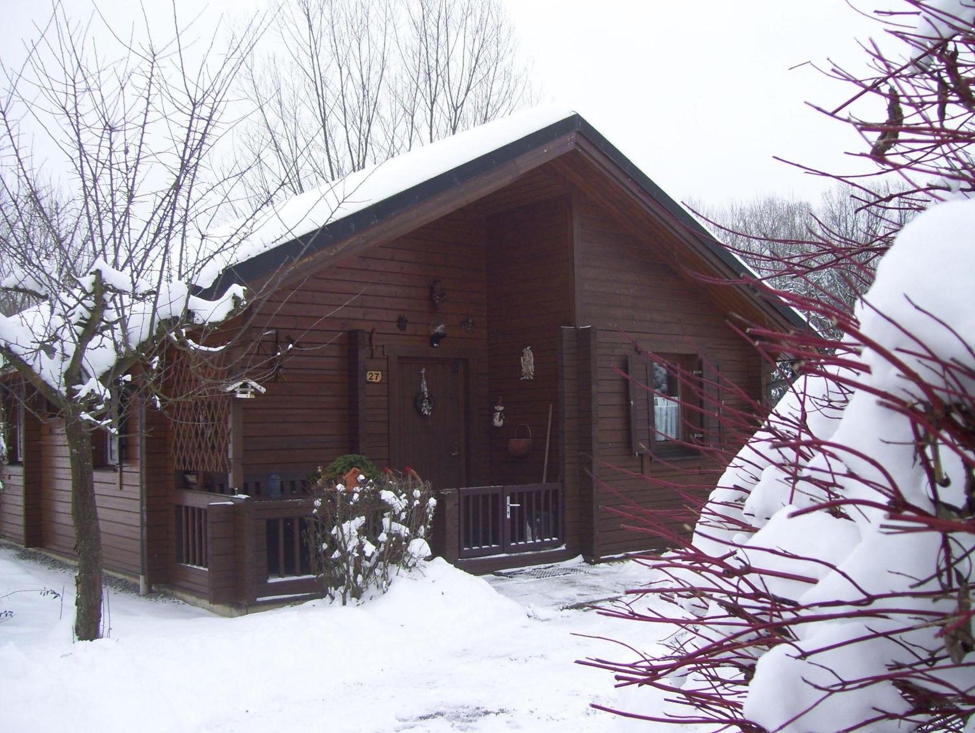 Komfortables-Ferienblockhaus-Nr-27-56-Qm-Bis-4-Personen-Viechtach-Jaegerpark المظهر الخارجي الصورة